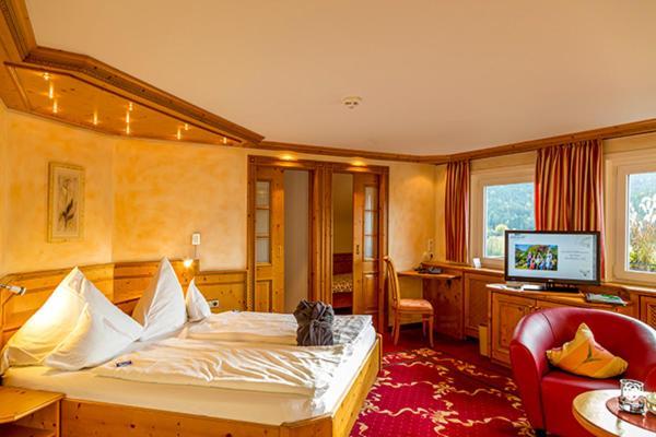 Hotel Heselbacher Hof Baiersbronn Esterno foto